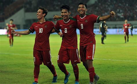 berita sepak bola terkini.